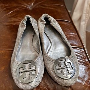 Tory Burch flat shoes